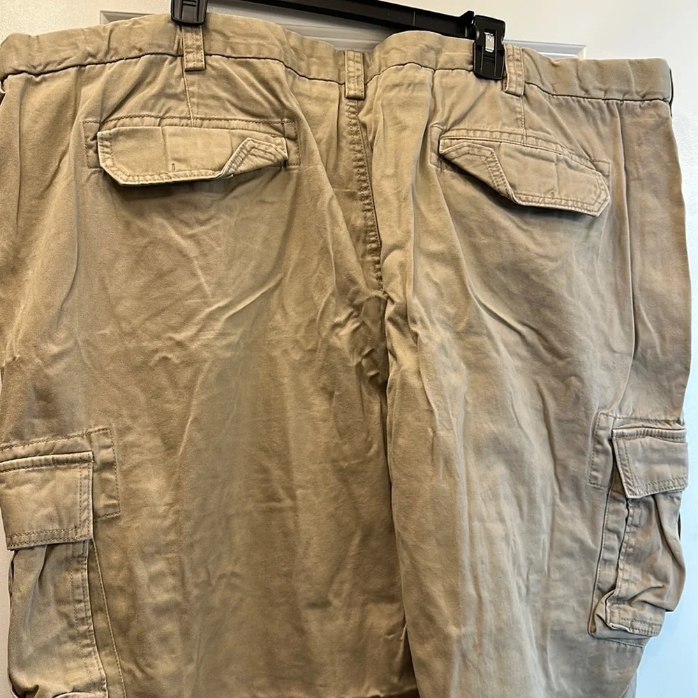 Roundtree and Yorke cargo pants - Picture 4 of 5